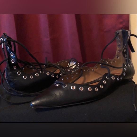 ZARA Woman
Black Pointed Toe
Grommet Lace Up Leather Flats Size 38 - Picture 4 of 11